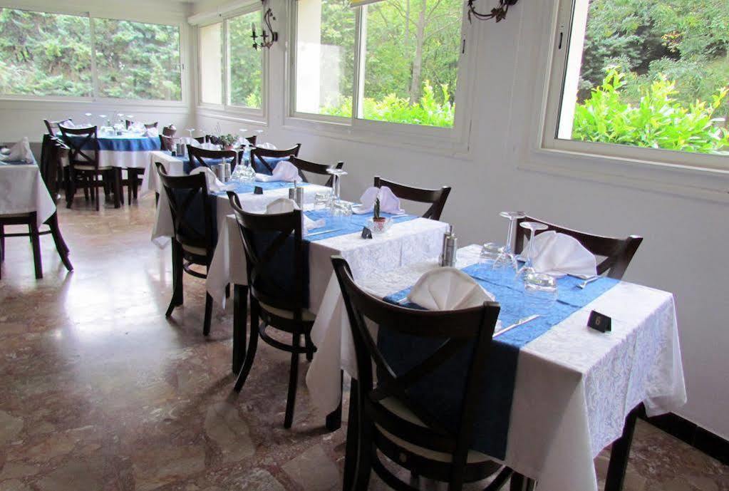 Hotel Restaurant Le Lachens La Bastide  Ngoại thất bức ảnh